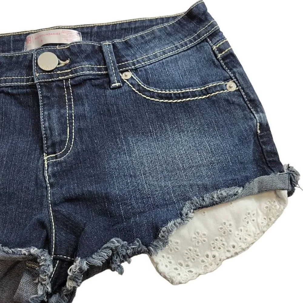 No Boundaries denim shorts 9 jrs